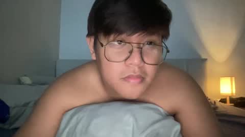 Snapshot of red_iibraxx chatting on October 24, 3:30 pm Red Libra online show from October 24, 3:30 pm