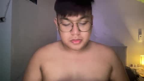 Snapshot of red_iibraxx chatting on November 11, 2:44 am Red Libra online show from November 11, 2:44 am