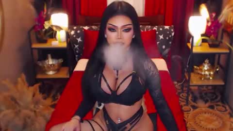 Snapshot of red_ivyy chatting on October 5, 6:45 am AsianRedivy online show from October 5, 6:45 am