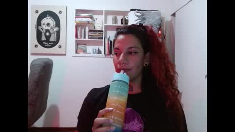 Instagram Valerie yourdream online show from March 4, 1:33 am