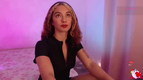 Snapshot of red_velvett0 chatting on November 20, 5:07 am red_velvett0 online show from November 20, 5:07 am