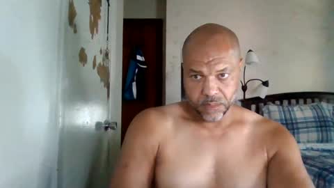 Snapshot of redbone441 chatting on July 27, 6:59 pm Redbone online show from July 27, 6:59 pm