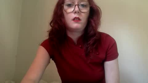 Snapshot of redcassie666 chatting on March 28, 4:28 pm redcassie666 online show from March 28, 4:28 pm