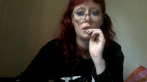 Snapshot of redcassie666 chatting on April 3, 4:05 pm redcassie666 online show from April 3, 4:05 pm