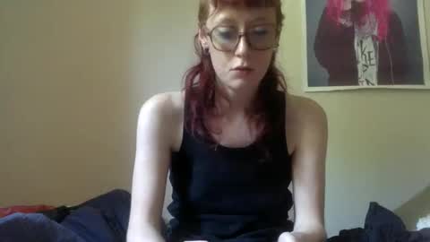 Snapshot of redcassie666 chatting on April 9, 11:04 am redcassie666 online show from April 9, 11:04 am