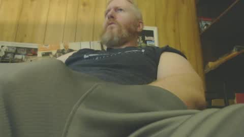 theredhead4fun online show from June 16, 4:31 pm