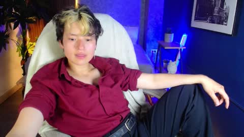 Snapshot of redhood_1_ chatting on February 28, 6:58 am redhood_1_ online show from February 28, 6:58 am