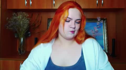 Snapshot of redhotqueen1 chatting on April 24, 6:05 am Rina online show from April 24, 6:05 am