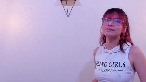 Snapshot of redmeloddy chatting on December 2, 7:49 pm Meloddy online show from December 2, 7:49 pm