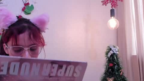 Snapshot of redmeloddy chatting on December 29, 7:32 pm Meloddy online show from December 29, 7:32 pm