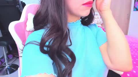 redski77 online show from January 20, 6:21 am