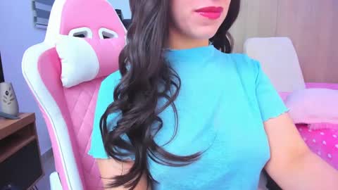 redski77 online show from March 8, 6:21 am