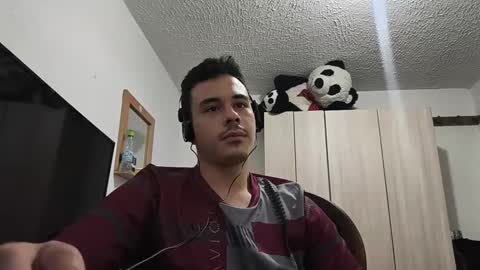 Snapshot of redsoul951869 chatting on September 19, 4:14 am RedsoulReaver online show from September 19, 4:14 am