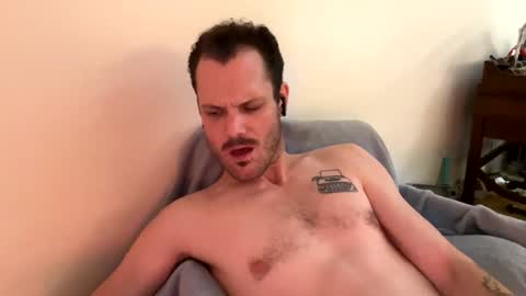 Reed Thomas online show from December 4, 6:11 am