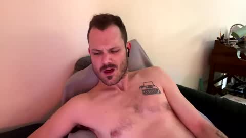 Reed Thomas online show from January 25, 8:10 am