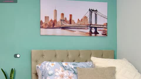 Yanella online show from February 3, 11:04 am