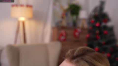 JessyinCherri yang online show from December 22, 1:33 pm