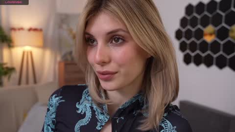 JessyinCherri yang online show from January 12, 7:21 am