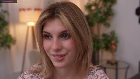 JessyinCherri yang online show from January 18, 1:18 pm