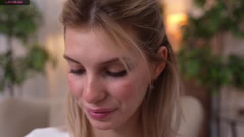 JessyinCherri yang online show from January 24, 11:15 am