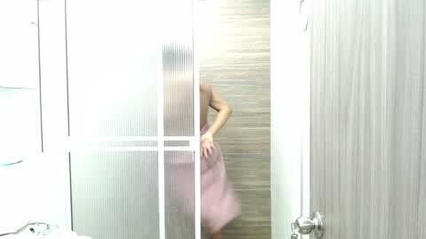 Snapshot of reginacorleone chatting on February 3, 2:25 am Regi online show from February 3, 2:25 am