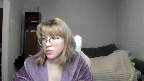 Regina online show from January 17, 2:39 am