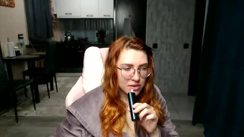 Regina online show from April 18, 2:59 am