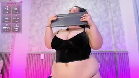 reichel05 online show from June 11, 7:23 pm