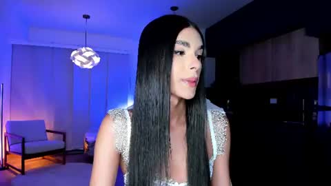 Snapshot of reichel_gray chatting on July 5, 5:36 am REICHEL online show from July 5, 5:36 am