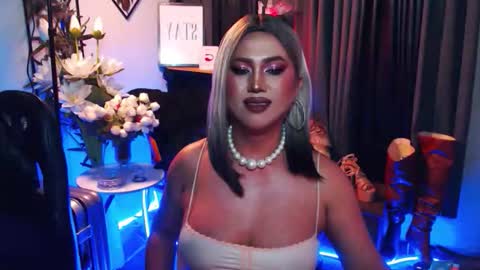 Red Ivy online show from March 19, 7:29 pm