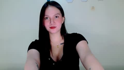 Rei online show from May 28, 2:47 pm