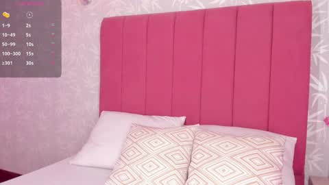 Reika  online show from March 18, 1:25 pm