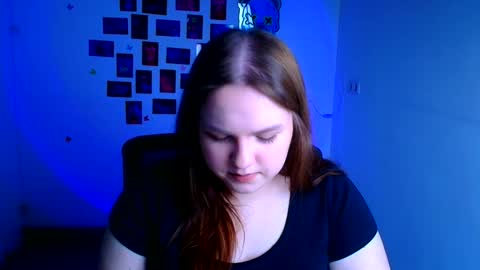 Reina online show from March 14, 6:52 am