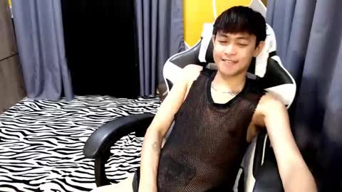 jhay online show from April 15, 12:56 pm