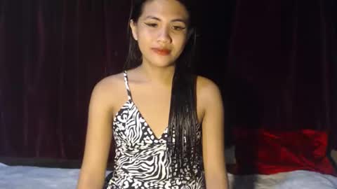 Snapshot of rema_thebigcock chatting on February 11, 12:32 pm rema_thebigcock online show from February 11, 12:32 pm