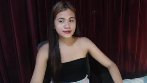 Snapshot of rema_thebigcock chatting on April 25, 11:13 pm rema_thebigcock online show from April 25, 11:13 pm