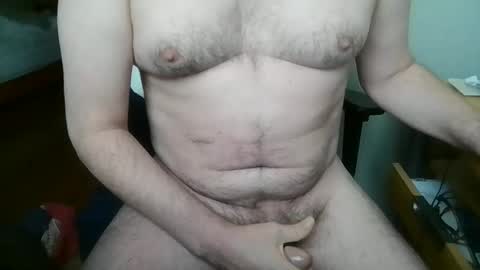 Snapshot of rembaud99 chatting on December 8, 7:11 pm rembaud99 online show from December 8, 7:11 pm