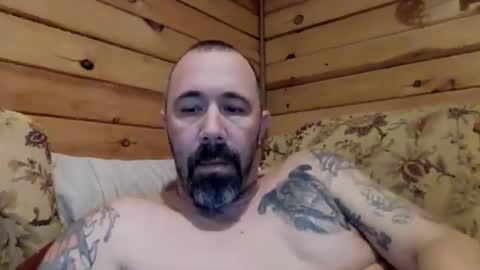 Snapshot of remington543 chatting on February 21, 2:18 pm remington543 online show from February 21, 2:18 pm