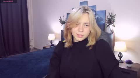 RemiPeach online show from May 13, 4:37 pm