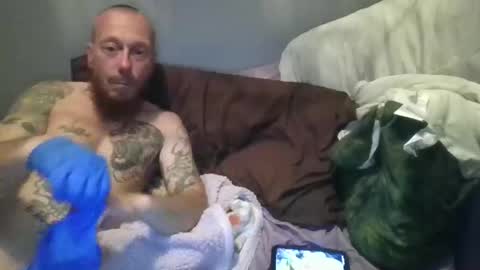 Snapshot of remshotdt chatting on March 9, 5:33 am remshotdt online show from March 9, 5:33 am