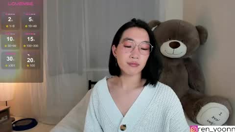 Ren online show from May 11, 12:38 am