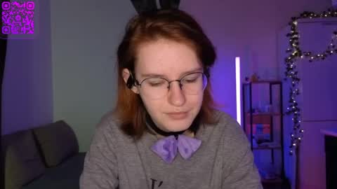 Claire online show from April 15, 6:48 pm