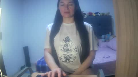 Snapshot of renata_hot1 chatting on October 14, 1:17 am renata_hot1 online show from October 14, 1:17 am