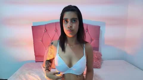 renata_velvet online show from February 7, 11:14 am