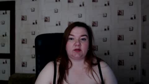 Snapshot of renataoia chatting on July 6, 6:10 pm renataoia online show from July 6, 6:10 pm