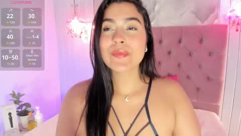 Snapshot of renatapeach chatting on May 23, 2:39 am RenataPeach online show from May 23, 2:39 am
