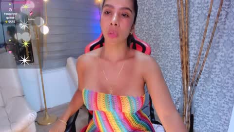 Snapshot of renatareyes chatting on December 2, 12:52 am Renata Reyes online show from December 2, 12:52 am