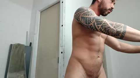 renatocavedon1 online show from October 30, 2:40 pm