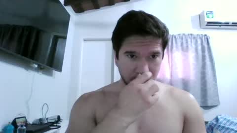 Renato online show from August 2, 7:01 pm
