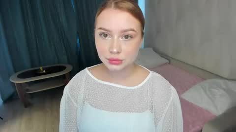 Snapshot of rendamower chatting on June 1, 9:55 am rendamower online show from June 1, 9:55 am
